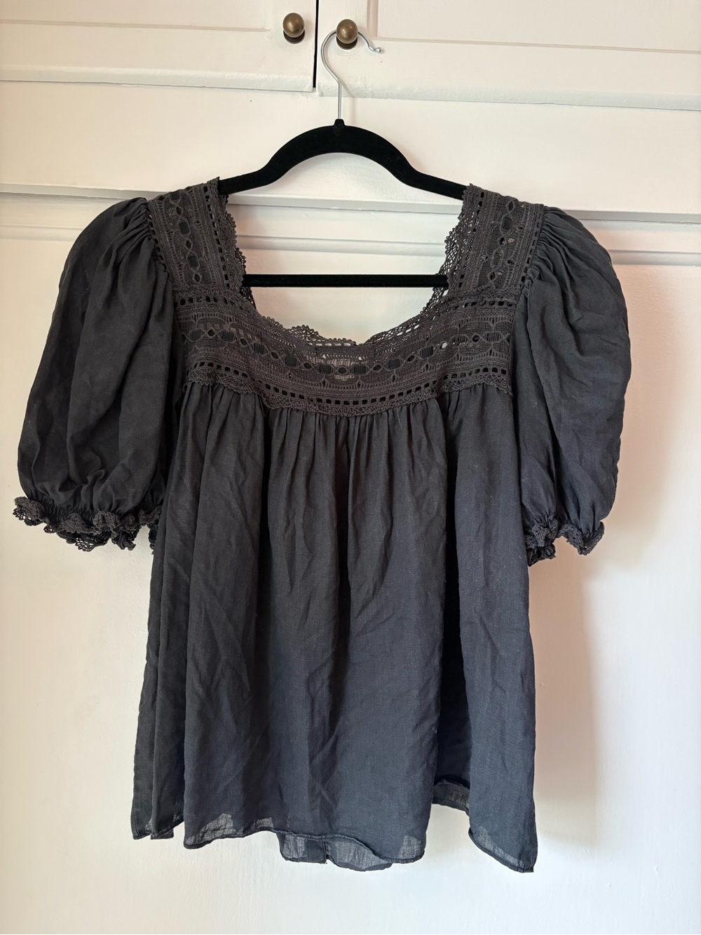 Doen Anneth Top in Black, size Small - Picture 5 of 5